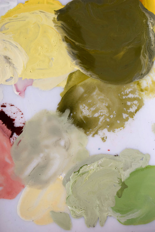 Choosing Artist-Grade vs. Student-Grade Oil Paint