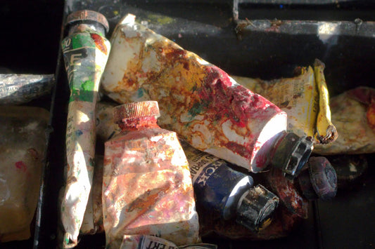 How to Choose Oil Paints for Still Life with Glass, Metal, and Ceramic Objects