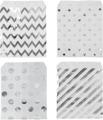 KEYYOOMY 100 Pcs Silver Candy Buffet Bags Small Cookie Bags Polka Dot Paper Treat Bag for Wedding Birthday Party (5 inch x 7 inch)