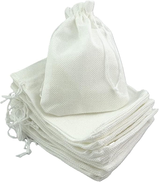 Palmhomee Pack of 25 Burlap Gift Bags with Drawstring Linen Jewelry Pouches Wedding Hessian Jute Bags for Birthday and Treat Pouches Party Wedding Favors Gift (6x8 Inch, White)