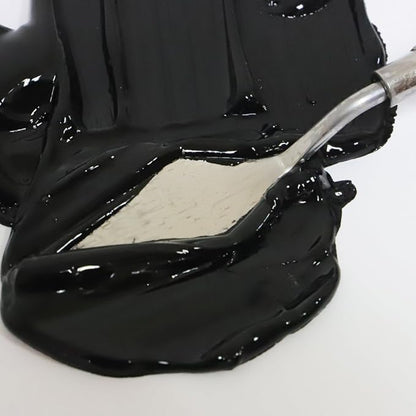 Mont Marte Discovery School Acrylic, Black, 1/2 Gallon (2 Liter). Ideal for Students and Artists. Excellent Coverage and Fast Drying. Pump Lid Included.