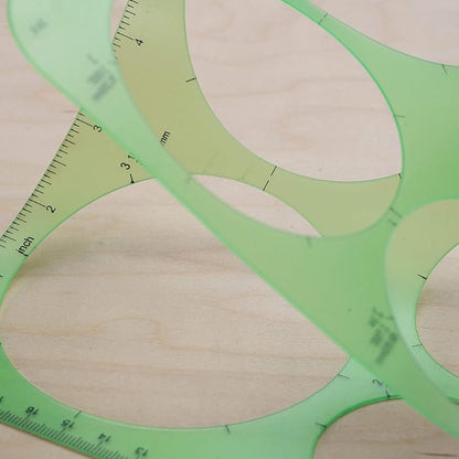 Pacific Arc Template: Large Circle Master, 11 Circles, 1.5" to 3.5" 8.5" x 11"