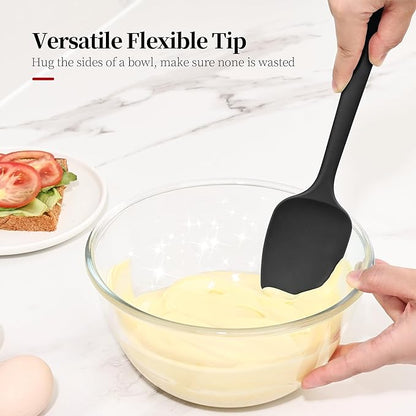 600ºF Heat Resistant Spatulas, High Heat Food Safe Semless Kitchen Silicone Spoon Spoonula Scraper Set for Cooking Baking Mixing Scraping Stirring Nonstick Cookware Pan Bowl (3Pcs,Black)