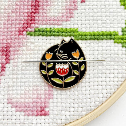 Hydrangea Magnetic Needle Minder for Cross Stitch – Strong Needlepoint Holder, Embroidery Sewing Magnet – Secure & Decorative Needle Minders for Stitching & Crafting (Floral Cat)