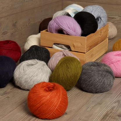 Pullu - Baby Alpaca Merino Wool Yarn Set of 3 Skeins (150 Grams) Worsted Weight - Sourced Directly from Peru - Heavenly Soft and Perfect for Knitting and Crocheting (Christmas Green)