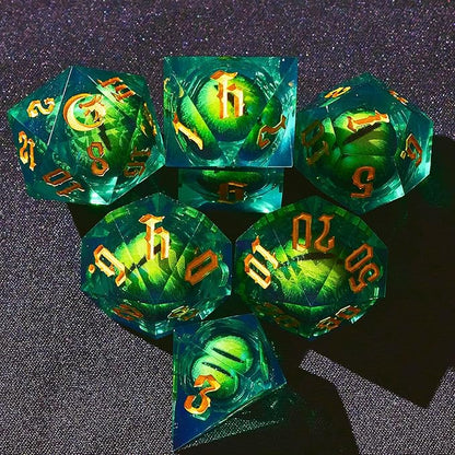 The Moon&Dragon Eye Liquid Core DND Dice Set – Unique Mystery Resin Dice for Dungeons & Dragons – Moon Dice Set for D&D Gifts